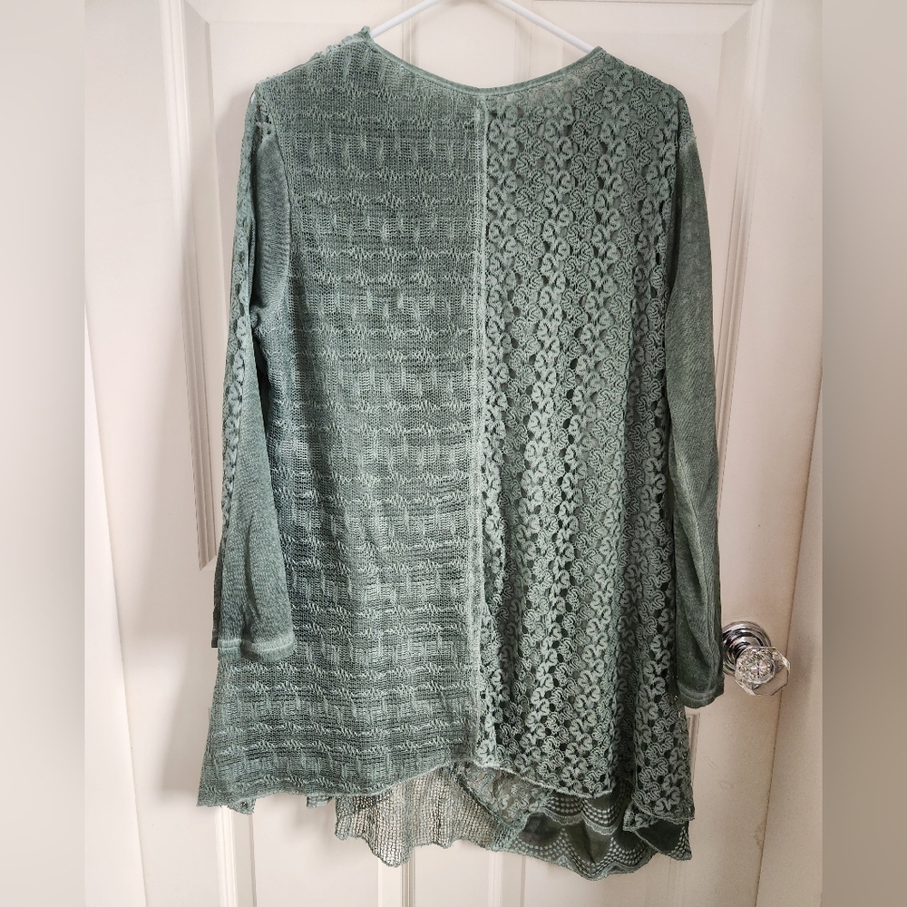 Textured Tunic - Picture 2 of 6